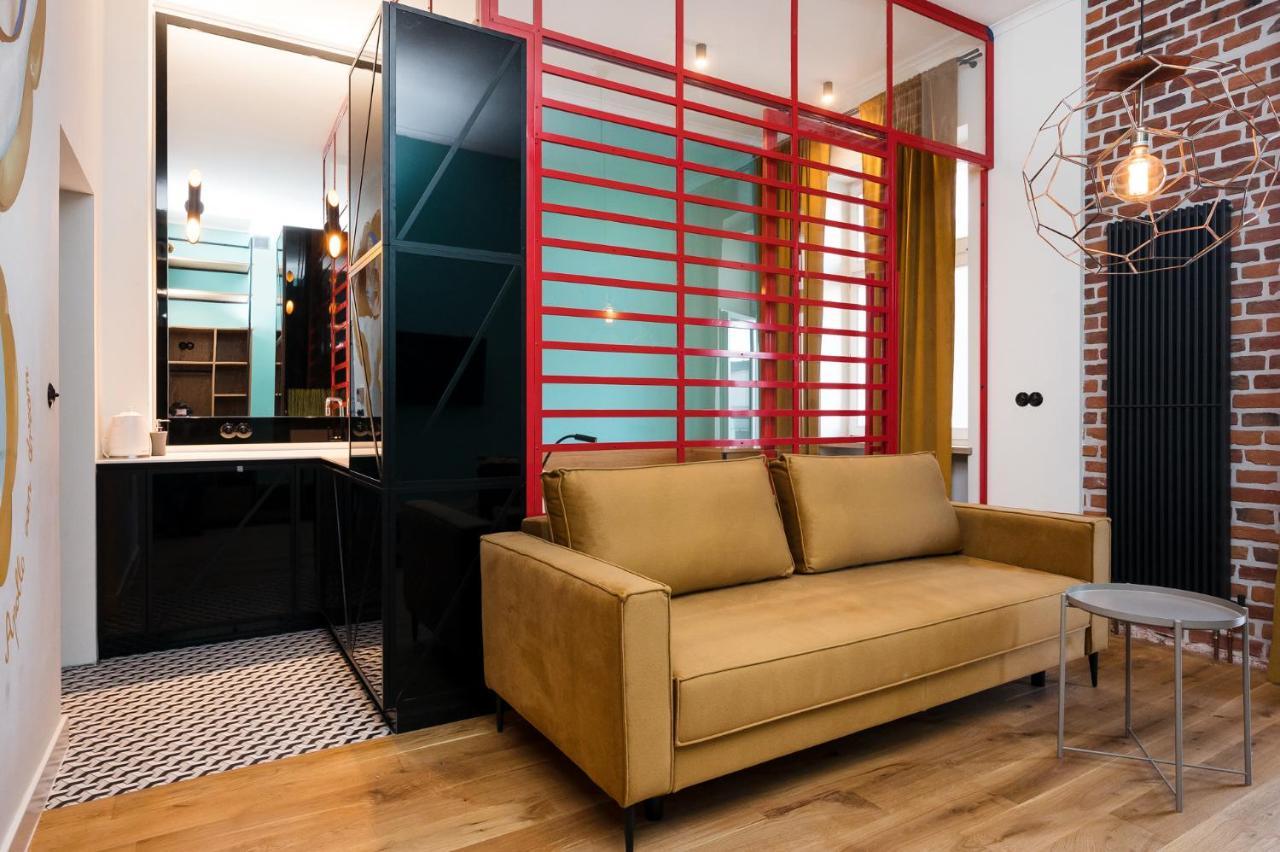 Goldfinger 3-Bed Unique Apartment In The Heart Of Podgorze Cracovia Esterno foto