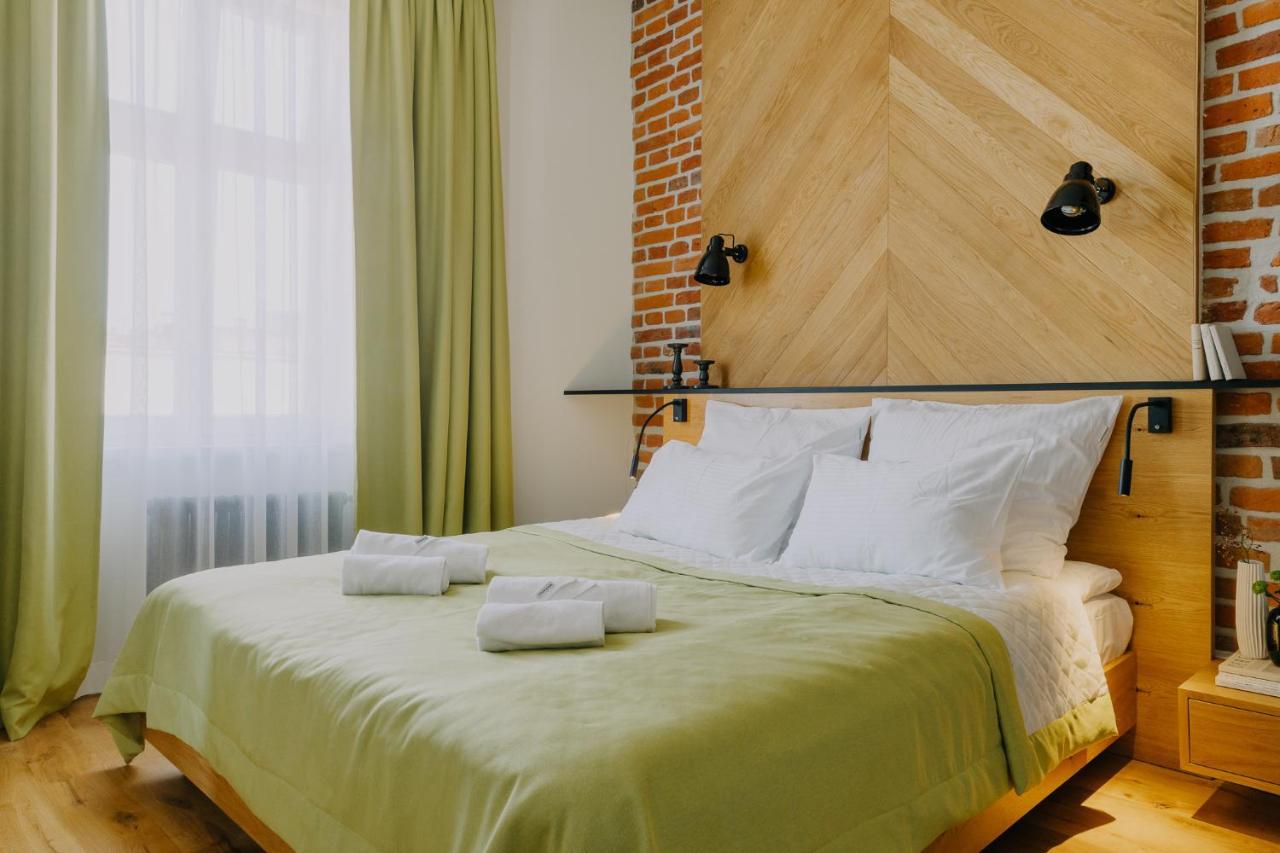 Goldfinger 3-Bed Unique Apartment In The Heart Of Podgorze Cracovia Esterno foto